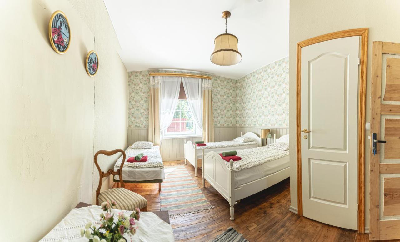 Guesthouse Kadrina Mois מראה חיצוני תמונה