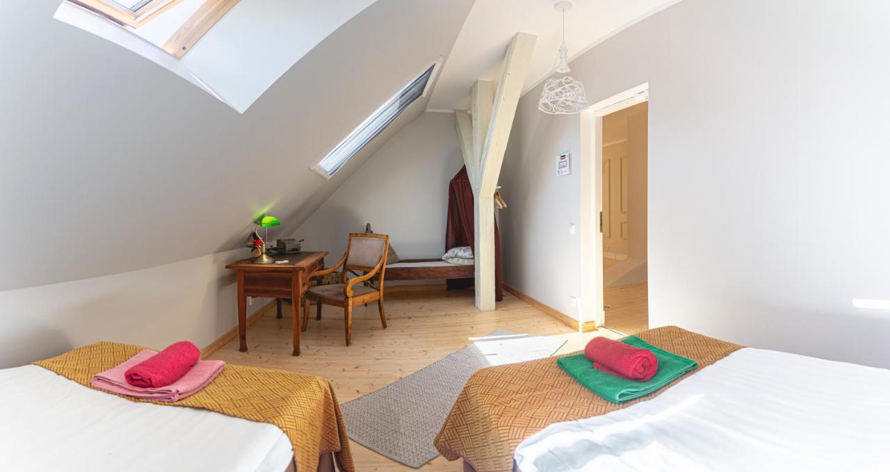 Guesthouse Kadrina Mois מראה חיצוני תמונה