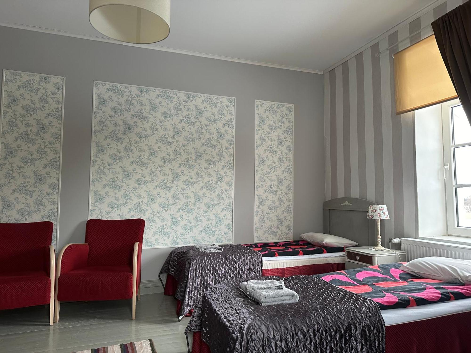 Guesthouse Kadrina Mois מראה חיצוני תמונה