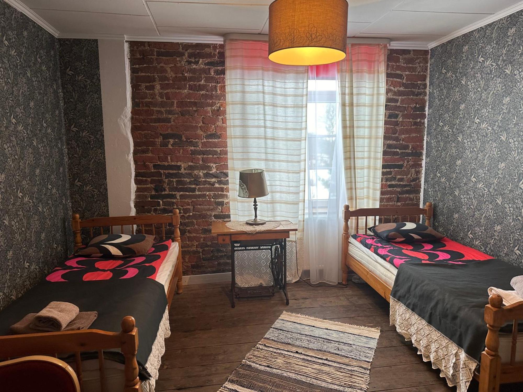 Guesthouse Kadrina Mois מראה חיצוני תמונה