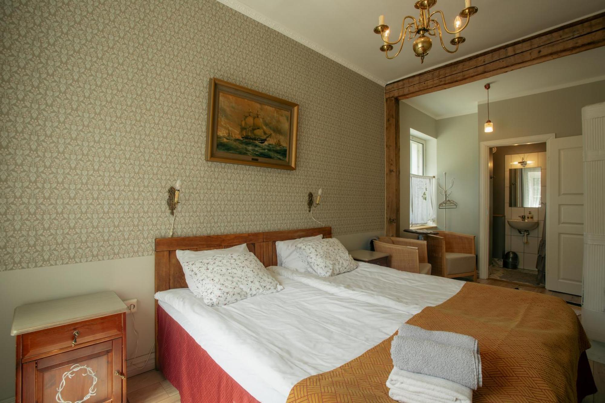 Guesthouse Kadrina Mois מראה חיצוני תמונה